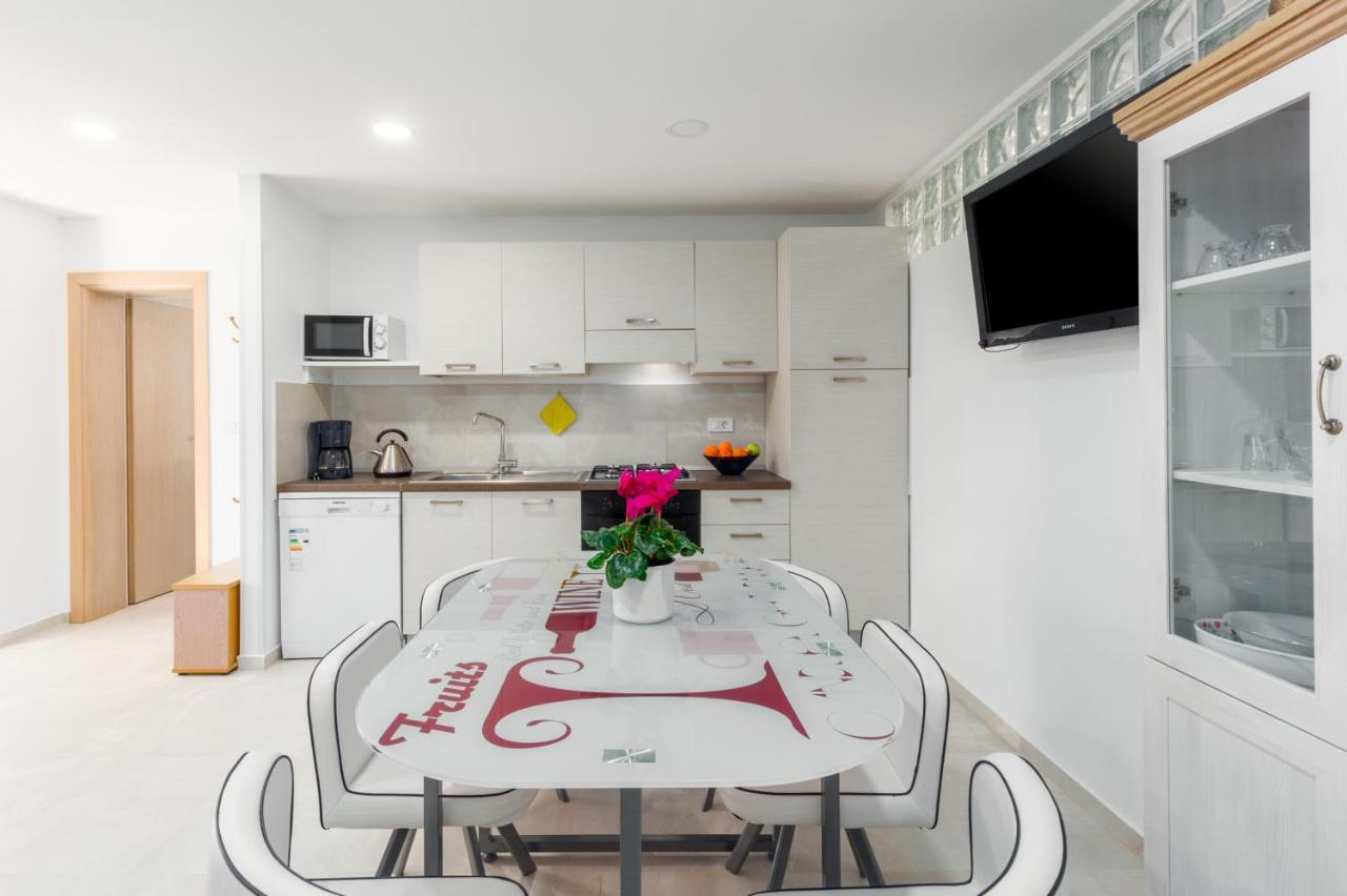 Apartment Alex Deluxe On Porec