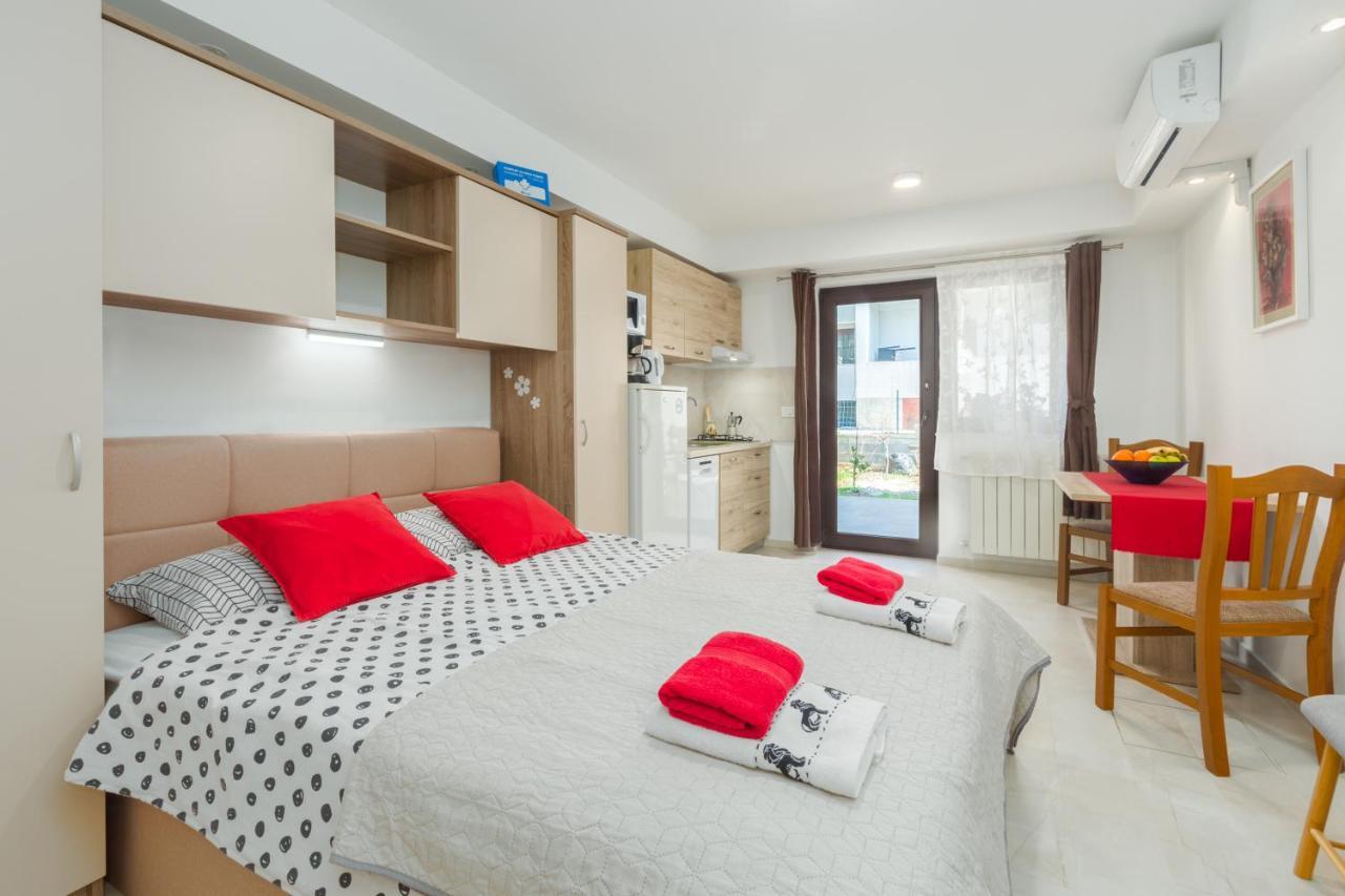 Apartment Alex Deluxe On Porec