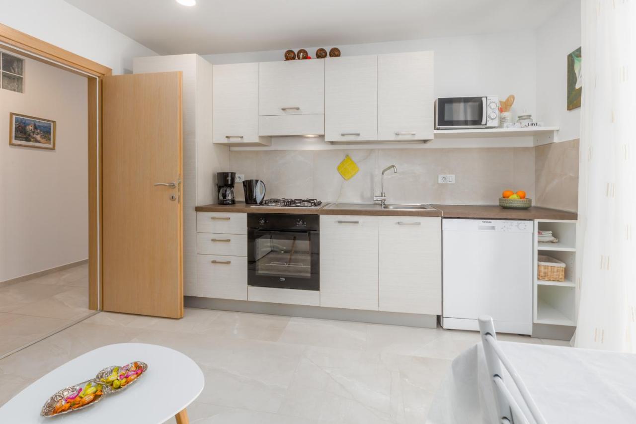 Apartman Alex Deluxe On *
